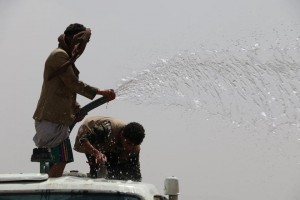 استعدادات فعالية مرور عام على العدوان (15)