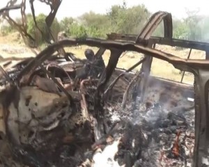 صور استهداف العدوان مسافرين في شدا و رازح (3)