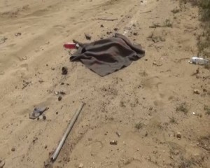 صور استهداف العدوان مسافرين في شدا و رازح (7)