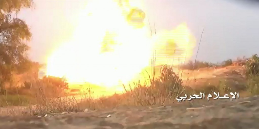 الدبابة السعودية بعد تفجيرها جيزان