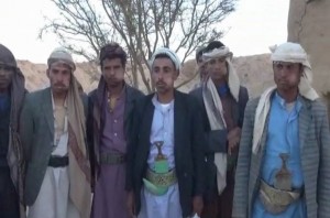 شبان من عمران جندهم هاشم الاحمر مع مرتزقة العدوان وسلموا انفسهم للجيش واللجان الشغبية (12)