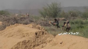 اقتحام موقاع عسكرية وتدمير ىليات ودبابات وجرافات-جيزان (19)