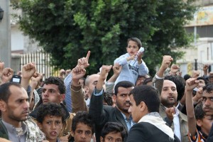 مسيرة احتجاج على مجزرة سوق نهم..العاصمة صنعاء 1مارس 2016 (8)